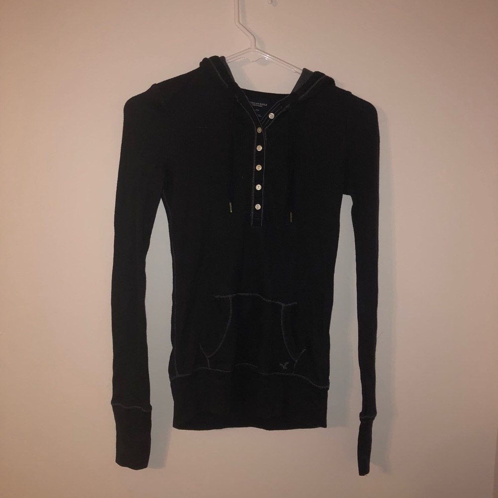 American Eagle Outfitters Long Sleeve with Hood